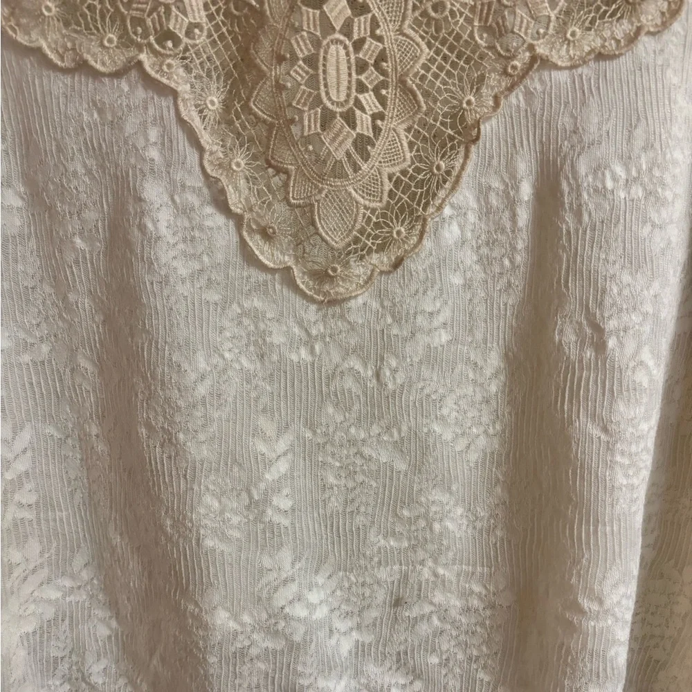 Free People Long Sleeve Cropped Crochet Shirt size M/L